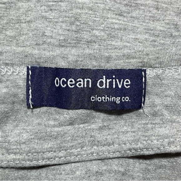 Hang Out Gulf Shores Alabama T Shirt Womens Size Medium Short Sleeve Palm Trees - Picture 3 of 6